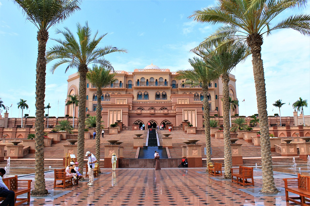 emirates palace в абу даби